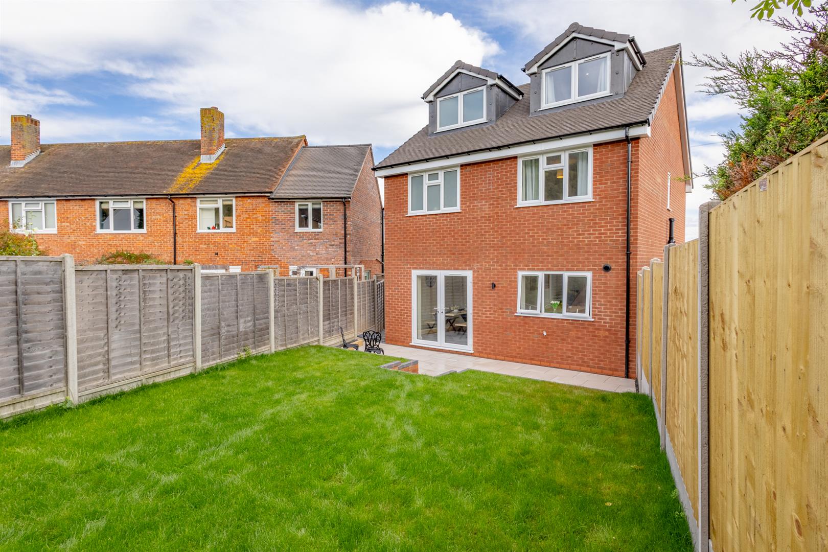 Davenham Close, Malvern